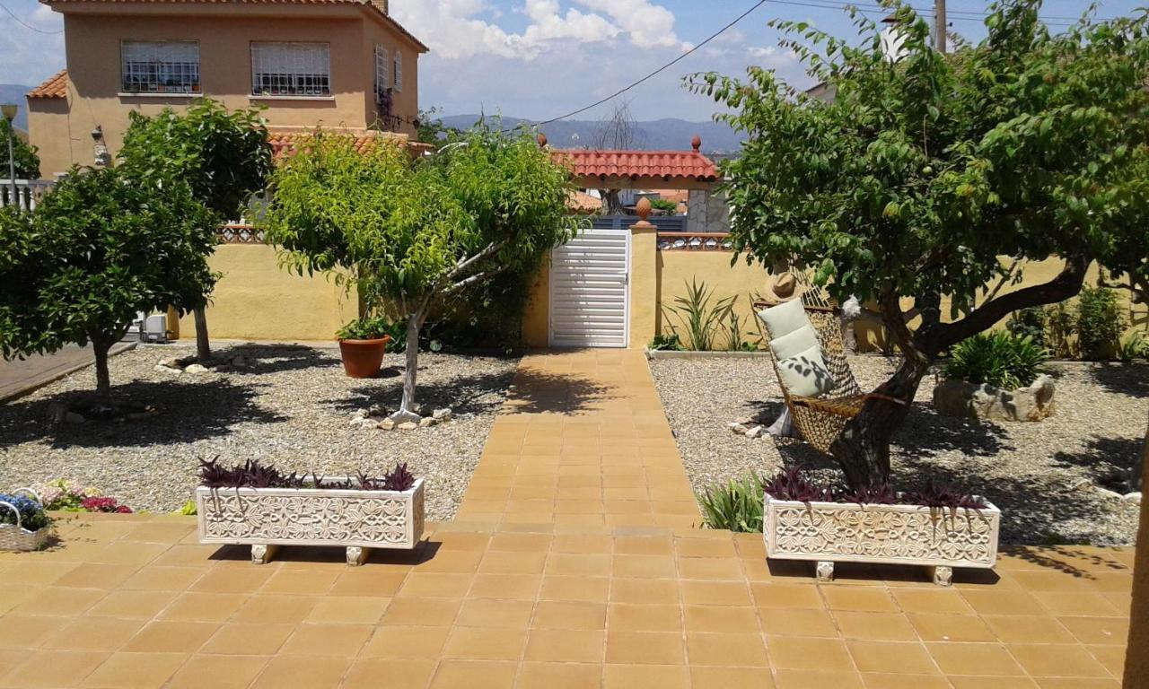 Chalet Vacacional Con Piscina Privada Y Barbacoa تاراغونا المظهر الخارجي الصورة