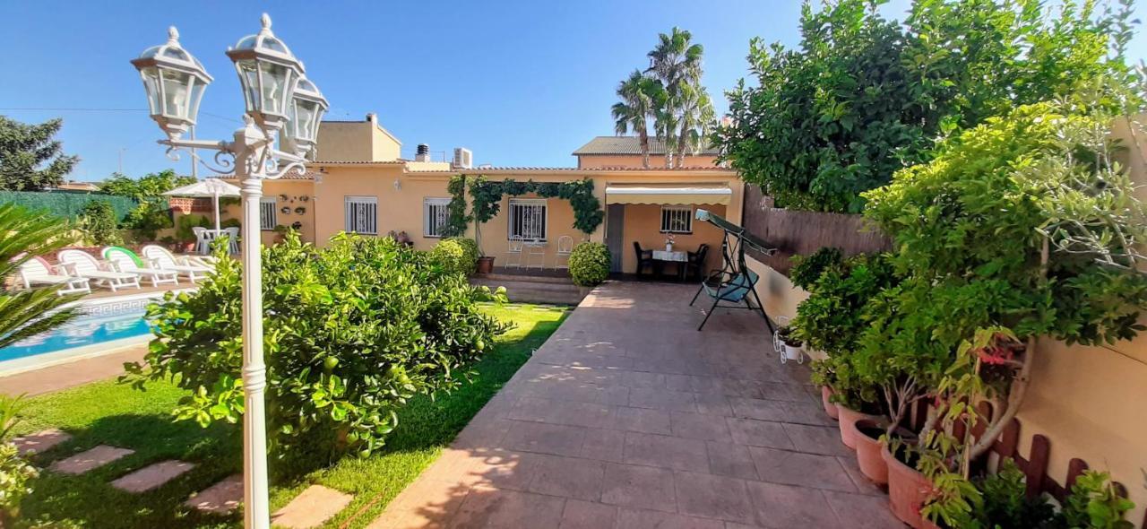 Chalet Vacacional Con Piscina Privada Y Barbacoa تاراغونا المظهر الخارجي الصورة
