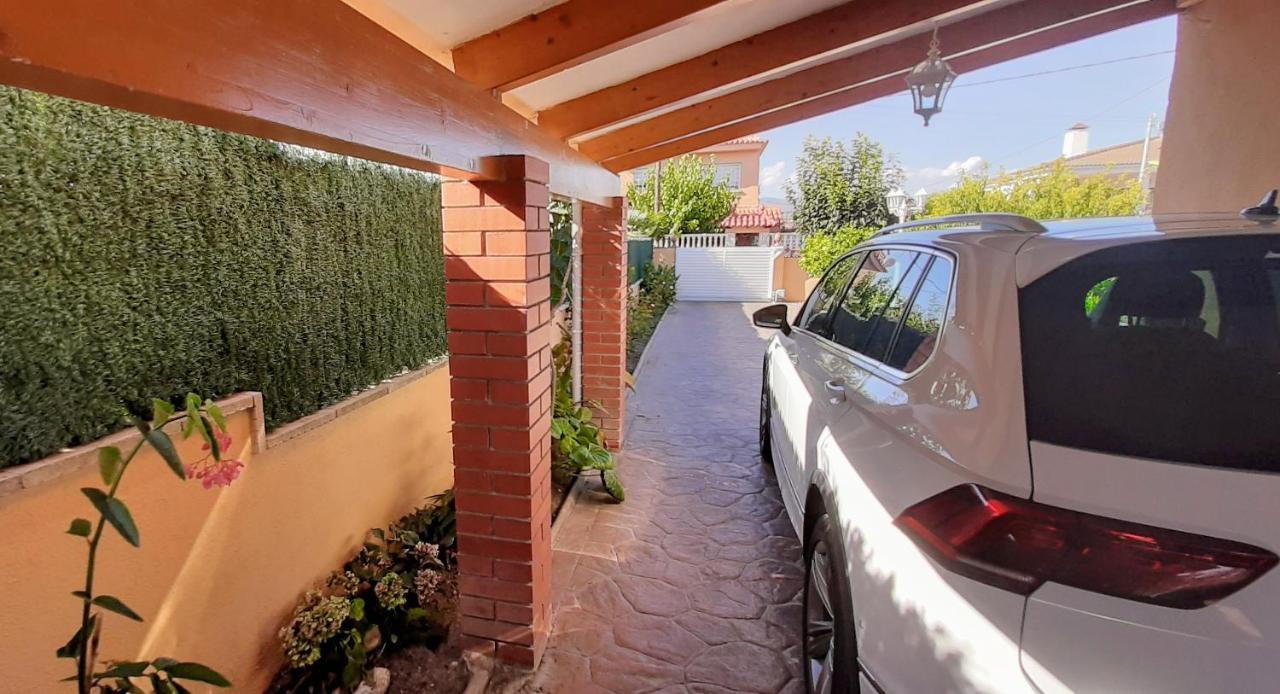Chalet Vacacional Con Piscina Privada Y Barbacoa تاراغونا المظهر الخارجي الصورة