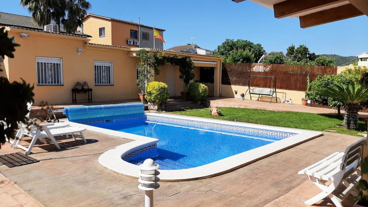 Chalet Vacacional Con Piscina Privada Y Barbacoa تاراغونا المظهر الخارجي الصورة